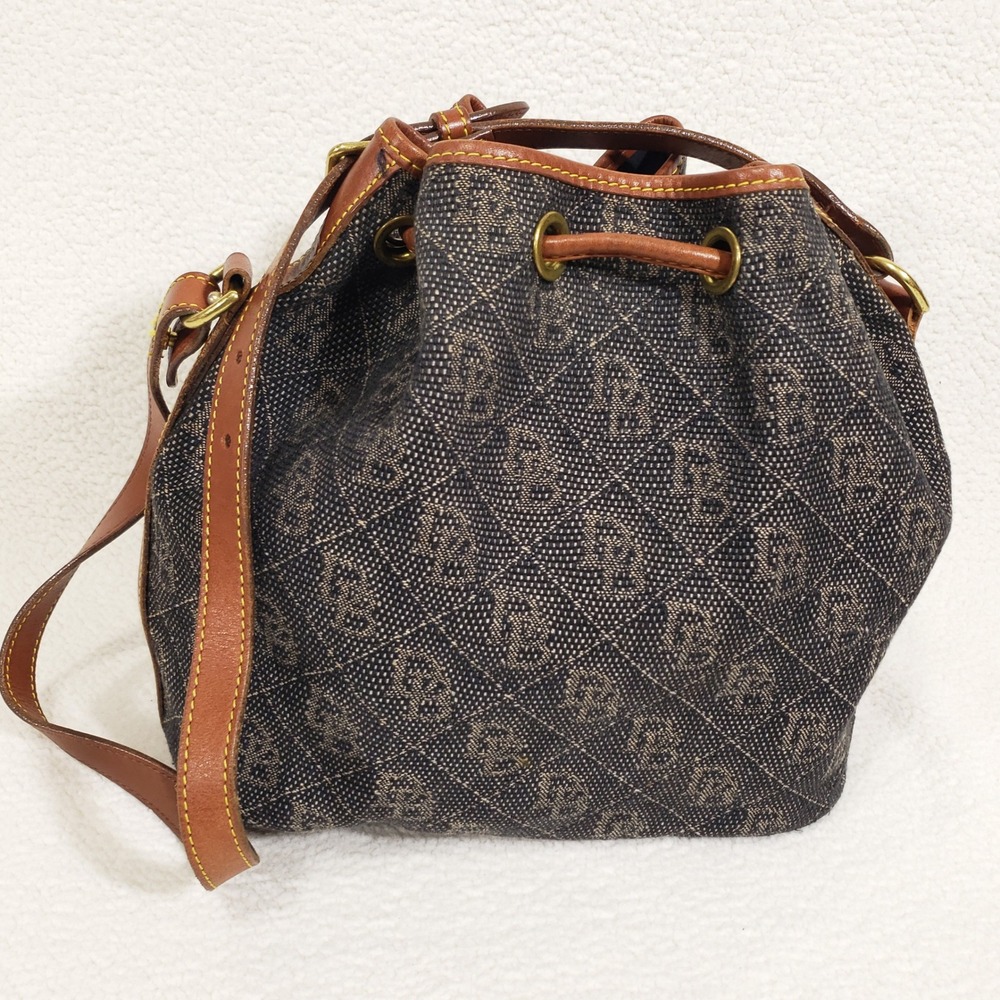 Dooney and Bourke Bucket Bag Medium Black Tan Monogram Vintage Crossbody USA - Picture 4 of 14